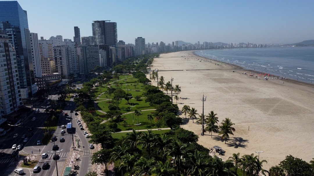O jardim da orla no Boqueirão: 5.335 metros de recorde mundial em frente ao bairro